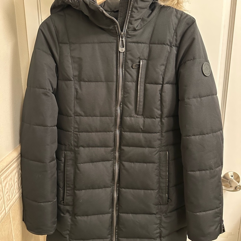 Noize Black Hooded puffer coat small